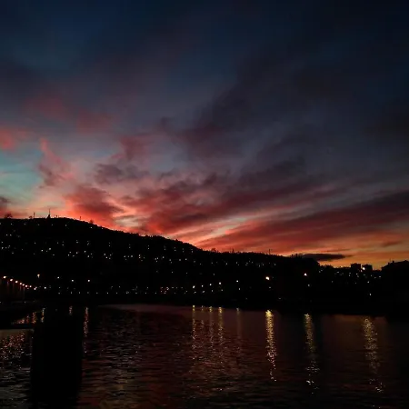 Amets House ホームステイ *